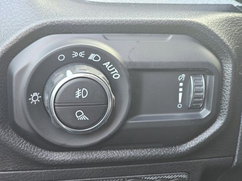 New 2026 Jeep Gladiator Sport image 18