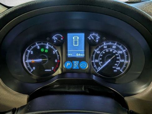 Used 2010 Lexus GX 460 image 12