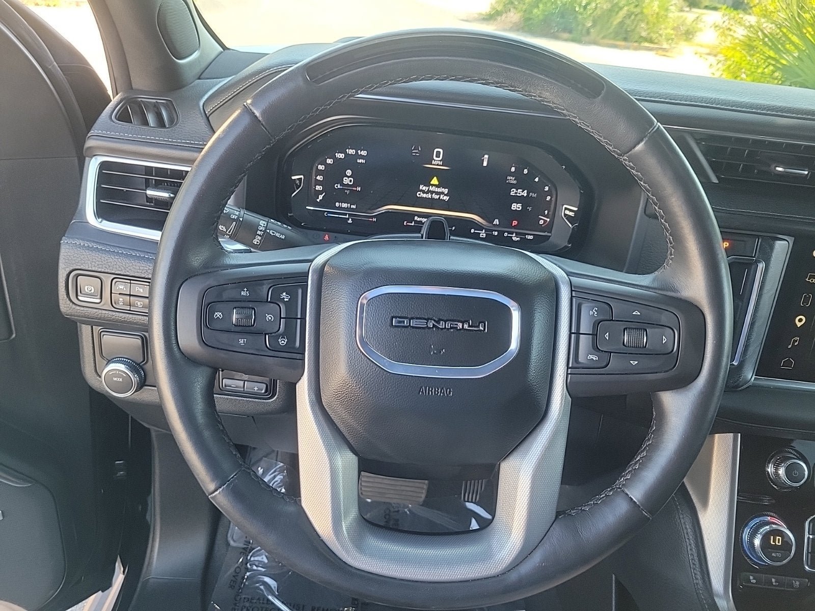 Certified 2024 GMC Yukon Denali w/ Advanced Technology Package RWD image 24