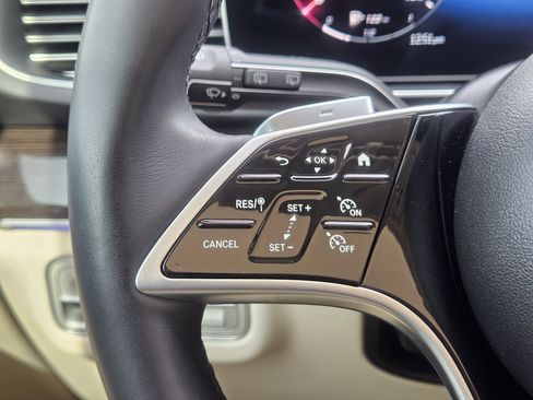 Certified 2024 Mercedes-Benz GLE 350 4MATIC image 29