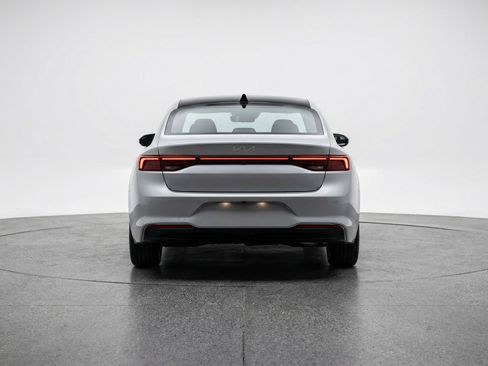 Used 2025 Kia K4 LXS image 7