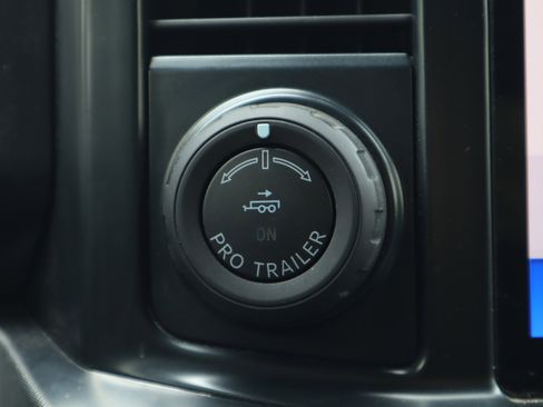 Used 2026 Ford F250 Platinum image 25