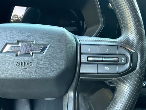 Used 2024 Chevrolet Colorado Trail Boss w/ Advanced Trailering Package AWD/4WD image 18