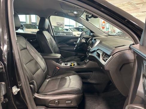 Used 2023 GMC Terrain SLT AWD/4WD image 37