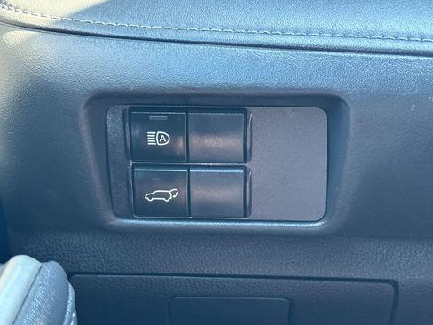 Used 2022 Toyota Highlander XSE AWD/4WD image 36