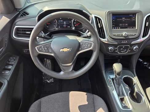 Used 2023 Chevrolet Equinox LT FWD image 11