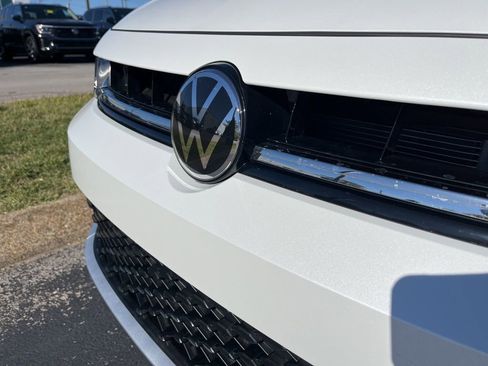 New 2026 Volkswagen Jetta SE image 10