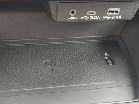 Used 2025 Subaru Forester Touring w/ Popular Package - Touring image 24