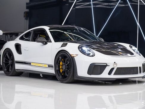 Used 2019 Porsche 911 GT3 RS RWD image 1