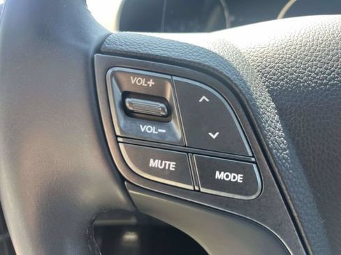 Used 2017 Hyundai Santa Fe Sport FWD image 22