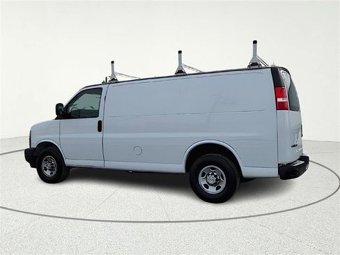 Used 2020 Chevrolet Express 2500 w/ Driver Convenience Package image 6