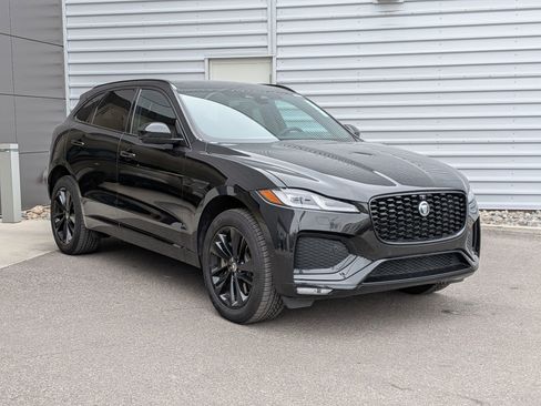 Used 2026 Jaguar F-PACE R-Dynamic S image 10