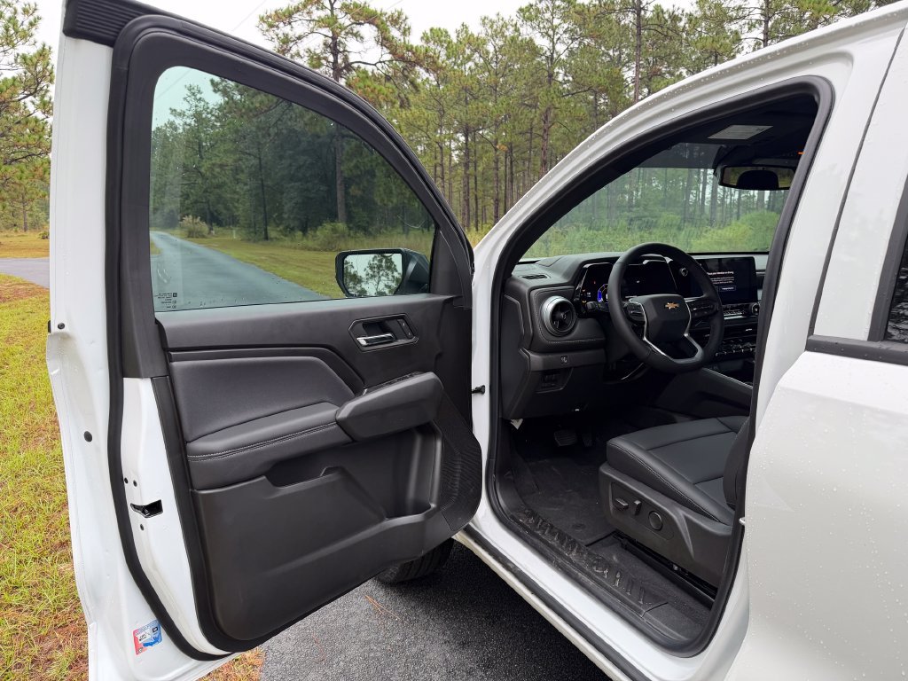 New 2026 Chevrolet Colorado LT w/ LT Convenience Package RWD image 11
