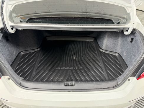 Used 2021 Honda Accord Touring image 14