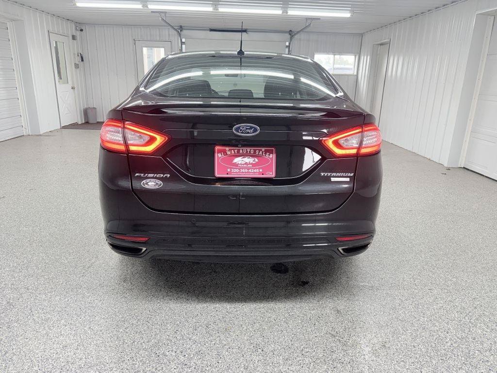 Used 2015 Ford Fusion Titanium FWD image 5
