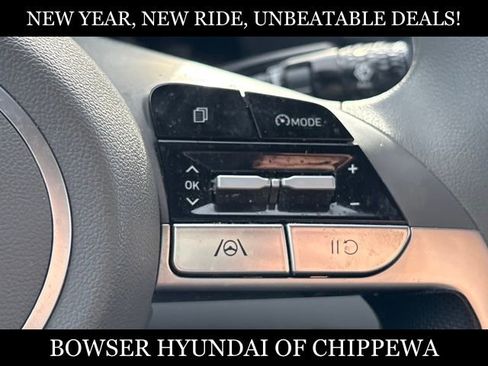 Used 2023 Hyundai Elantra SEL image 17