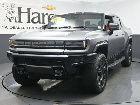 Used 2026 GMC Hummer EV 4x4 Crew Cab w/ Carbon Fiber Edition Package image 7