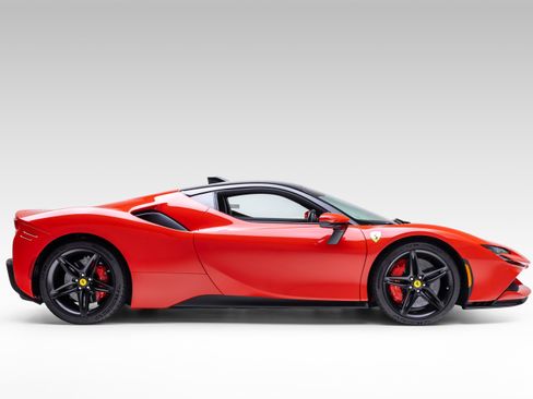 Certified 2021 Ferrari SF90 Stradale AWD/4WD image 5