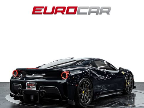 Used 2019 Ferrari 488 Pista Coupe RWD image 5