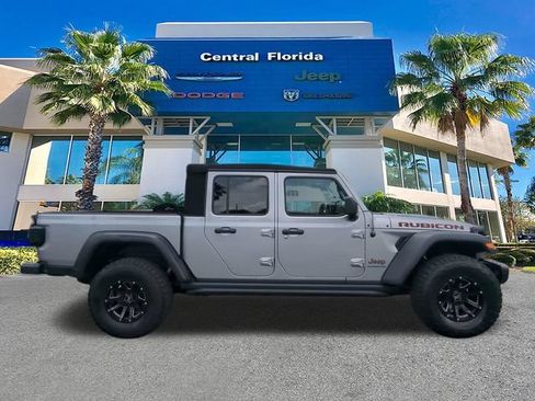 Used 2020 Jeep Gladiator Rubicon AWD/4WD image 4