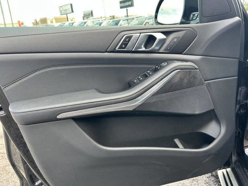 Used 2023 BMW X5 xDrive40i image 17