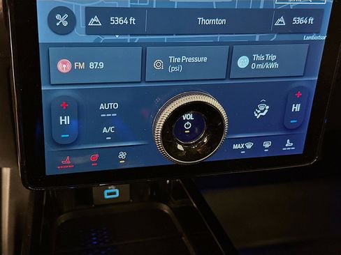 Used 2021 Ford Mustang Mach-E Premium w/ Equipment Group 301A image 24