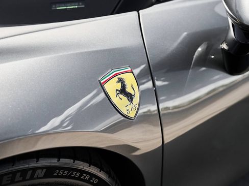 Used 2021 Ferrari SF90 Stradale AWD/4WD image 9