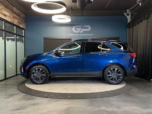 Used 2022 Chevrolet Equinox RS w/ Infotainment Package AWD/4WD image 6