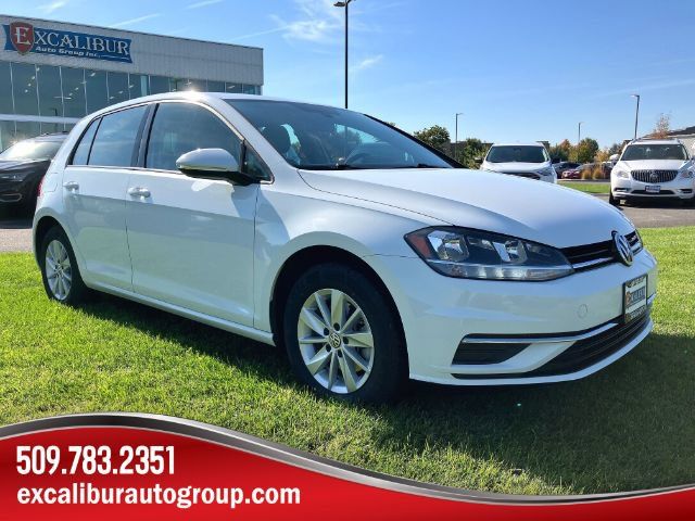 Used 2018 Volkswagen Golf S FWD image 1