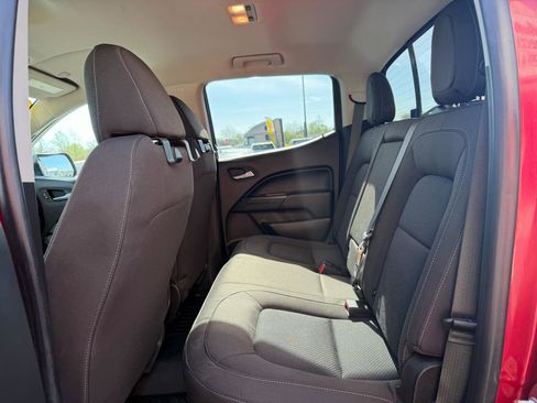 Used 2019 Chevrolet Colorado LT w/ LT Convenience Package image 17