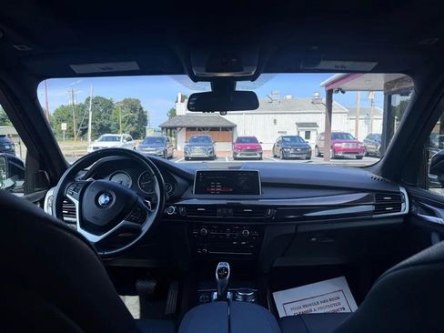 Used 2018 BMW X5 sDrive35i RWD image 12