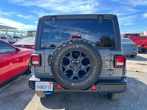 Used 2023 Jeep Wrangler Unlimited AWD/4WD image 13