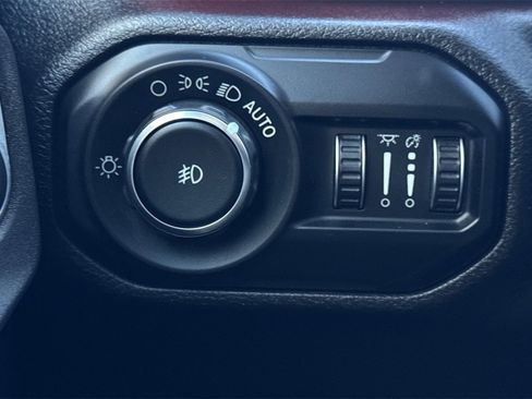 Used 2019 Jeep Wrangler Unlimited Rubicon image 32