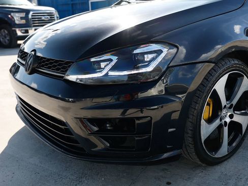 Used 2017 Volkswagen GTI Sport image 23
