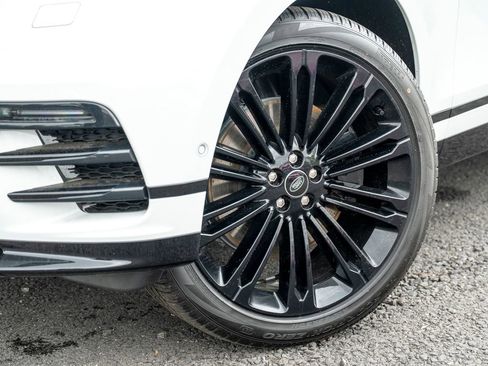 New 2026 Land Rover Range Rover Velar Dynamic SE image 9