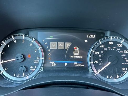 Used 2023 Toyota Highlander XLE FWD image 41