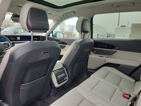 New 2026 Lincoln Nautilus Premier w/ Equipment Group 102A AWD/4WD image 15