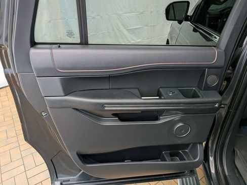 Certified 2022 Ford Expedition Max Limited image 19