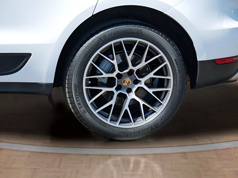 Used 2018 Porsche Macan S AWD/4WD image 9