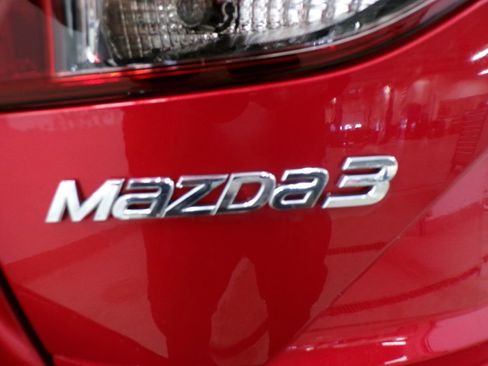 Used 2015 MAZDA MAZDA3 i Sport image 6