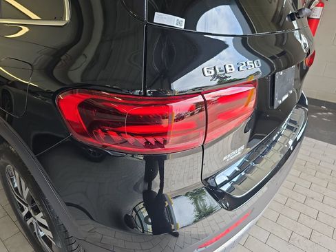 New 2026 Mercedes-Benz GLB 250 GLB 250 image 37