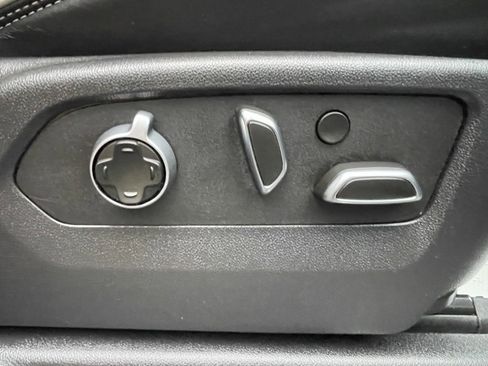 Certified 2024 GMC Sierra 2500 Denali Ultimate w/ Snow Plow Prep/Camper Package image 17