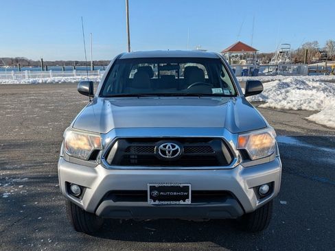 Used 2014 Toyota Tacoma 4x4 Double Cab image 2