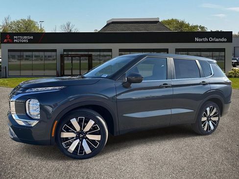 New 2026 Mitsubishi Outlander SEL FWD image 1