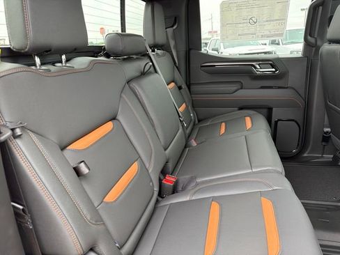 New 2026 GMC Sierra 1500 AT4 w/ AT4 Premium Package AWD/4WD image 24
