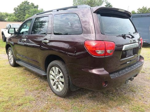 Used 2017 Toyota Sequoia Limited w/ Safety & Convenience Package AWD/4WD image 7