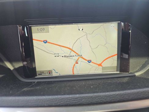 Used 2013 Mercedes-Benz E 350 E 350 Sport 4MATIC AWD 4dr Sed image 16