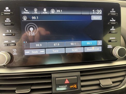 Used 2022 Honda Accord Sport image 19