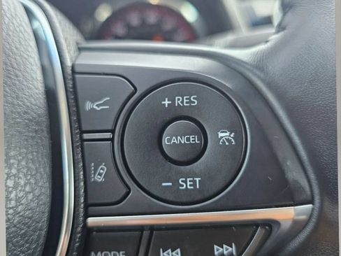 Used 2020 Toyota Camry XSE FWD image 16