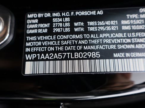 New 2026 Porsche Macan image 37